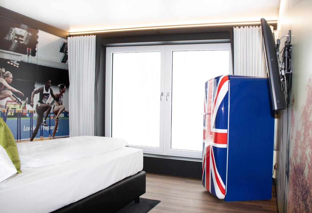 RHE Hotel Rheinau Buitenkant foto