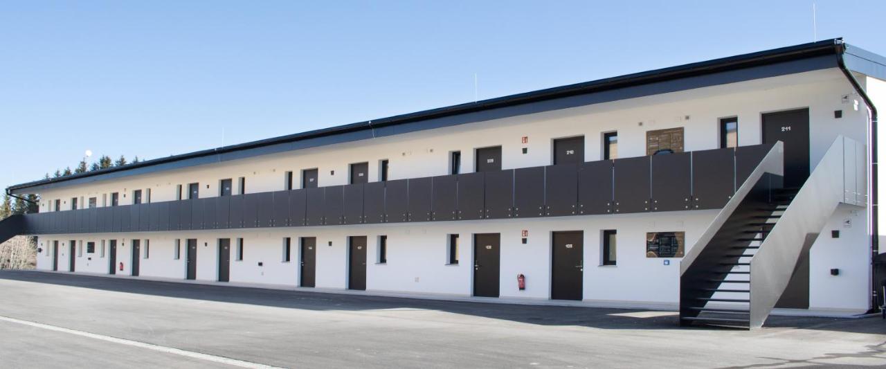 RHE Hotel Rheinau Buitenkant foto